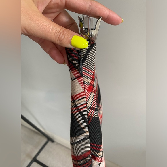 High Waisted A-Line Skirt - Picture 3 of 4